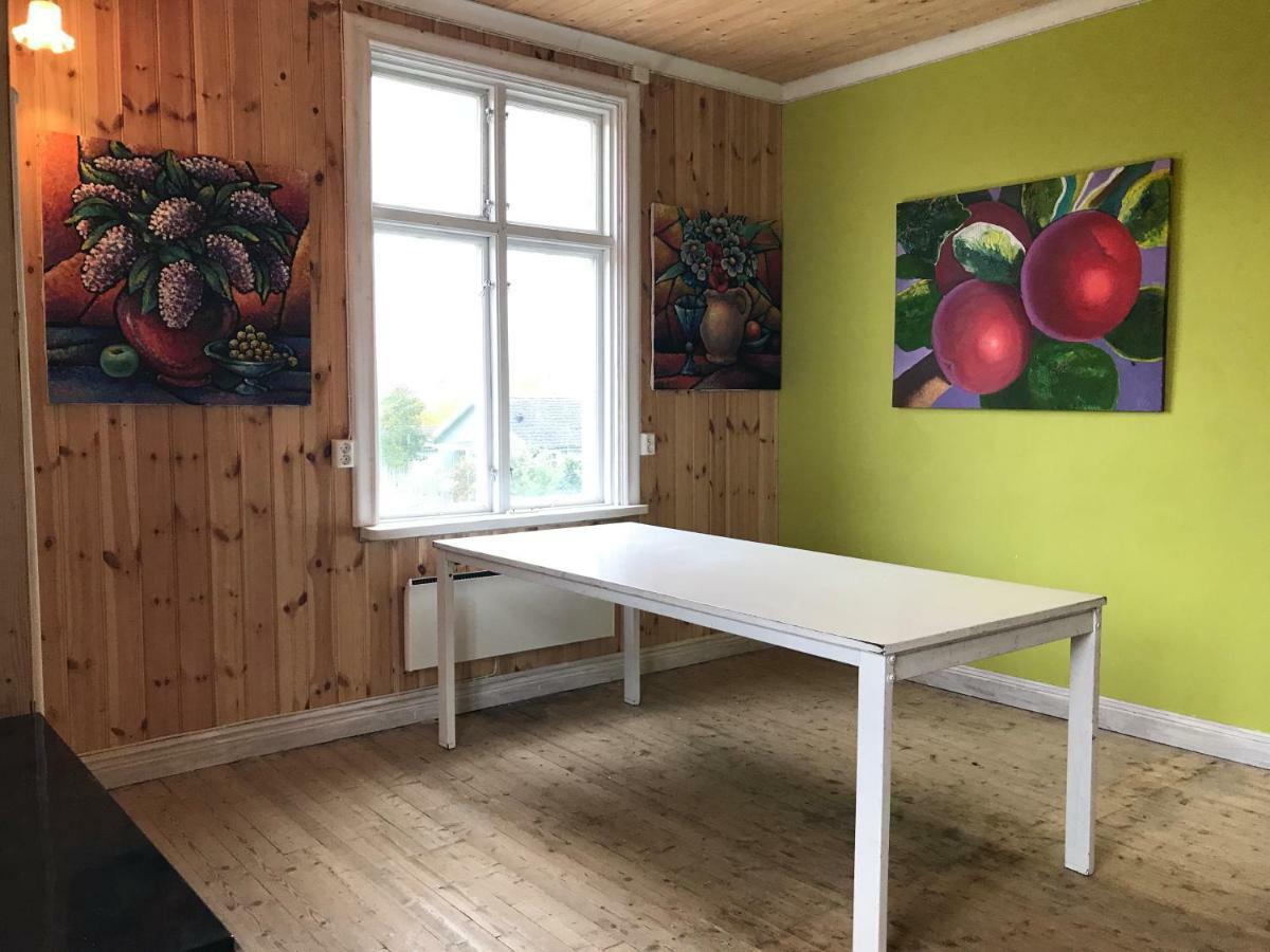 Krylbo Parkgatan Villa מראה חיצוני תמונה