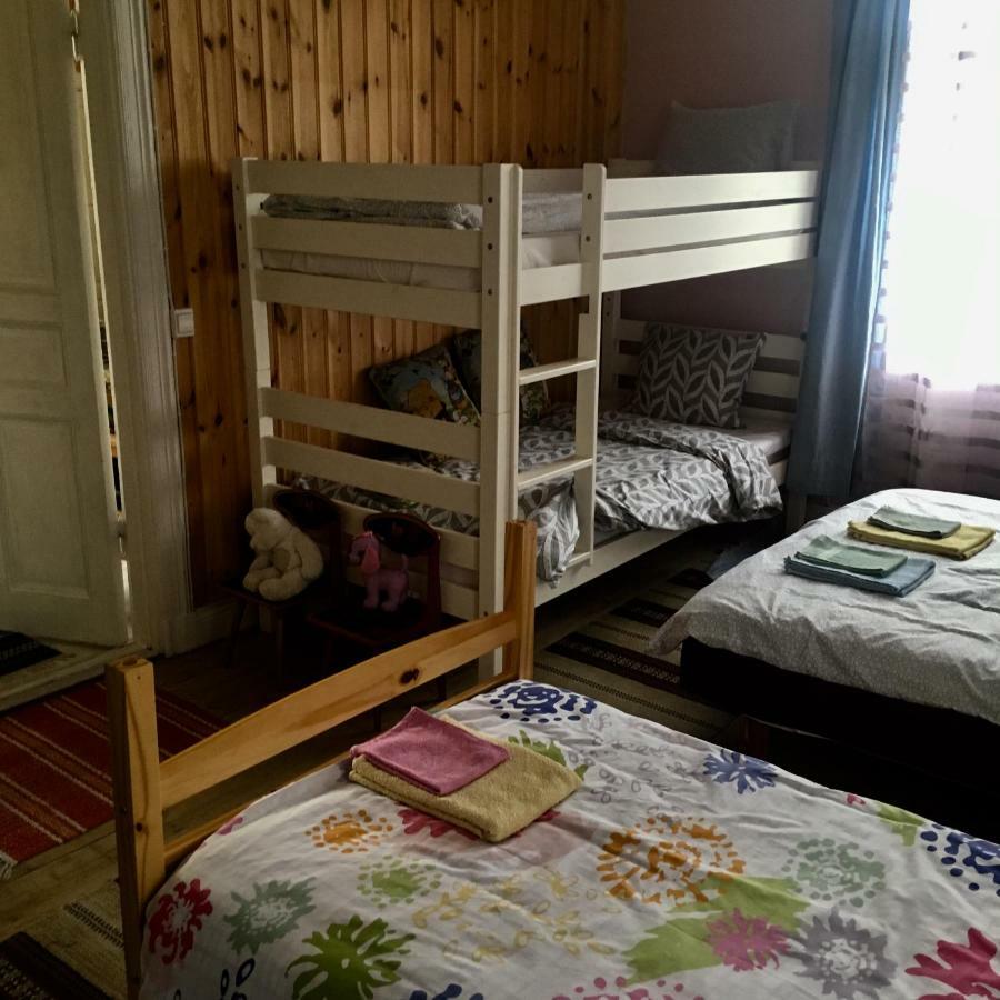 Krylbo Parkgatan Villa מראה חיצוני תמונה